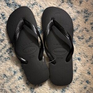 Havaianas Classic Black Sandals New without tag